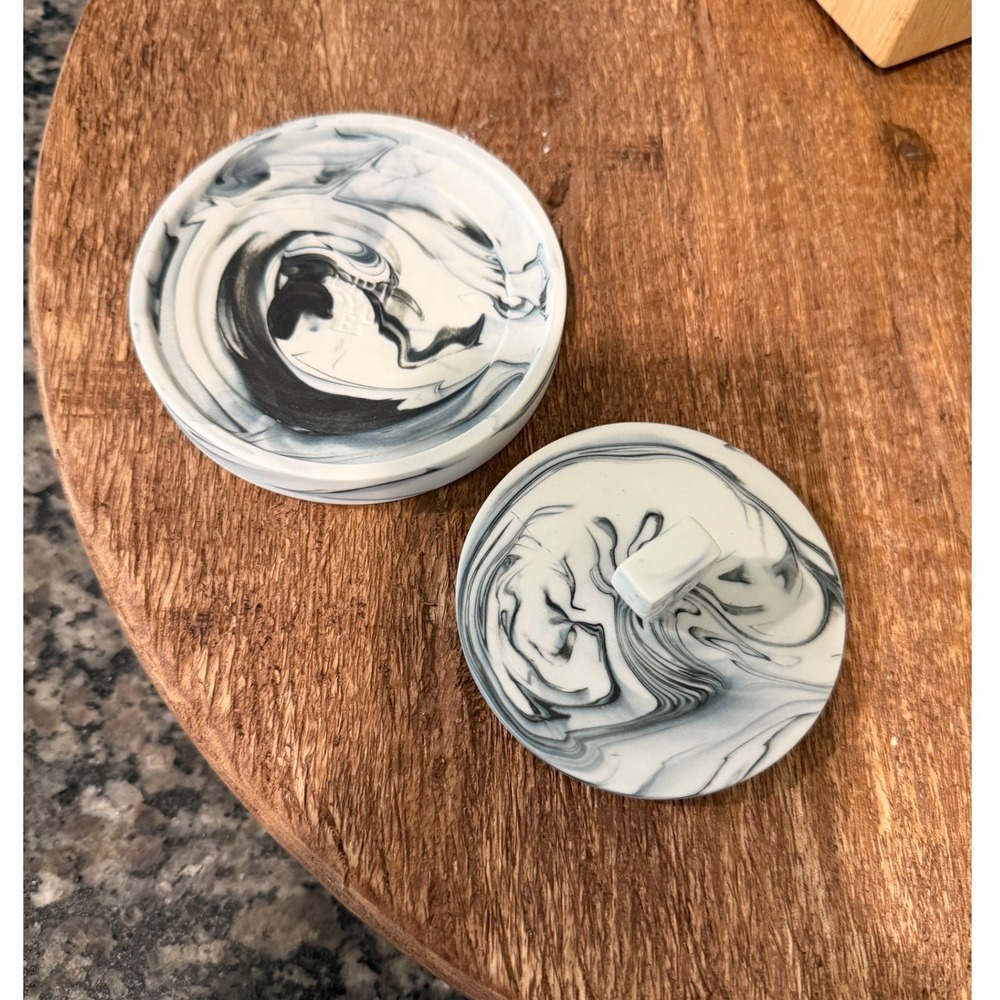 Diptyque Candle Landscape Lid + stand for candles marbled biscuit porcelain